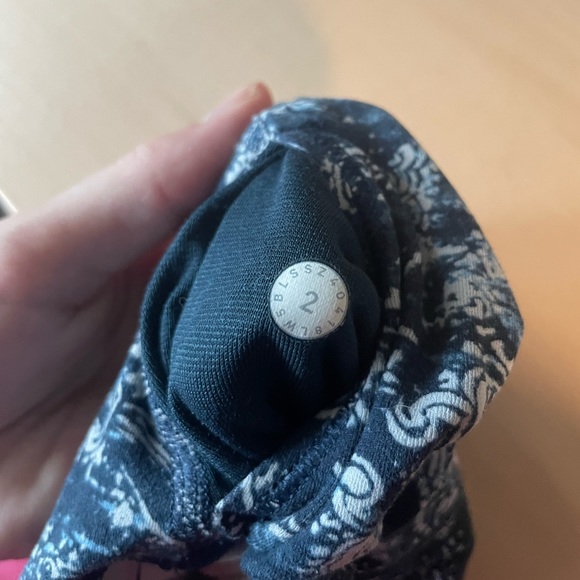 Lululemon Align 28” Inseam *PAISLEY GLAZE* - Picture 4 of 5